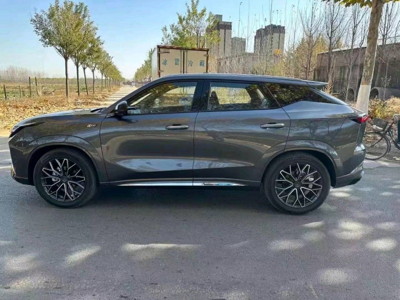 东营23年长安汽车欧尚3