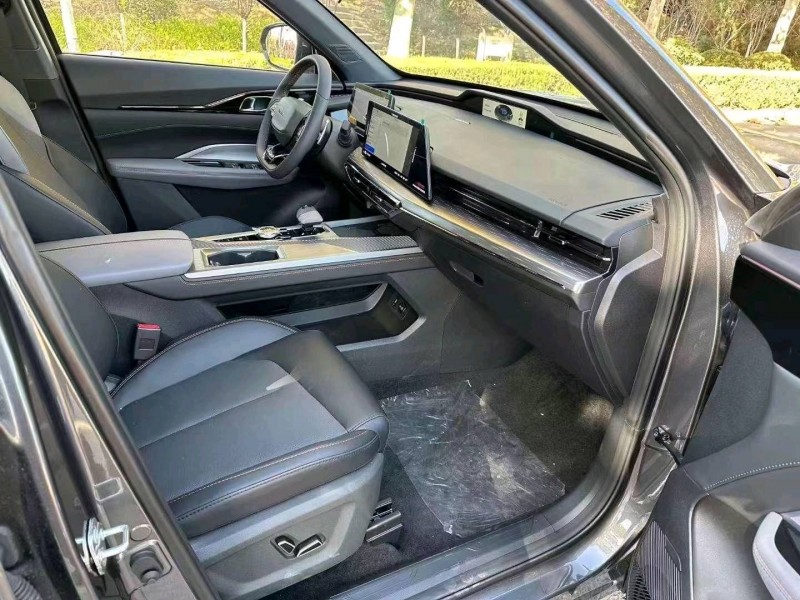 东营23年长安汽车欧尚8