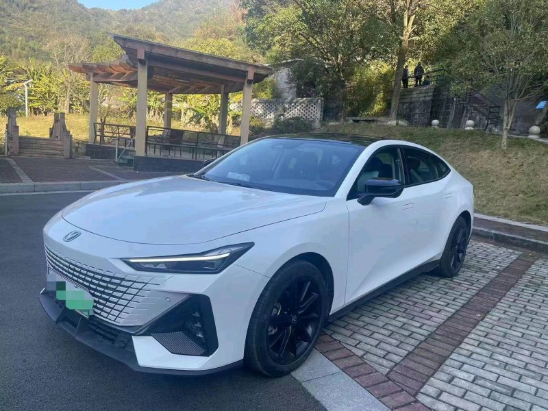 嘉兴23年长安汽车UNI-V2