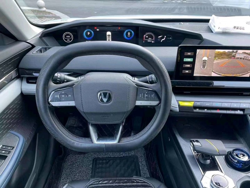 嘉兴23年长安汽车UNI-V5