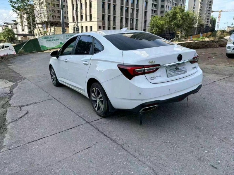 珠海21年别克威朗4