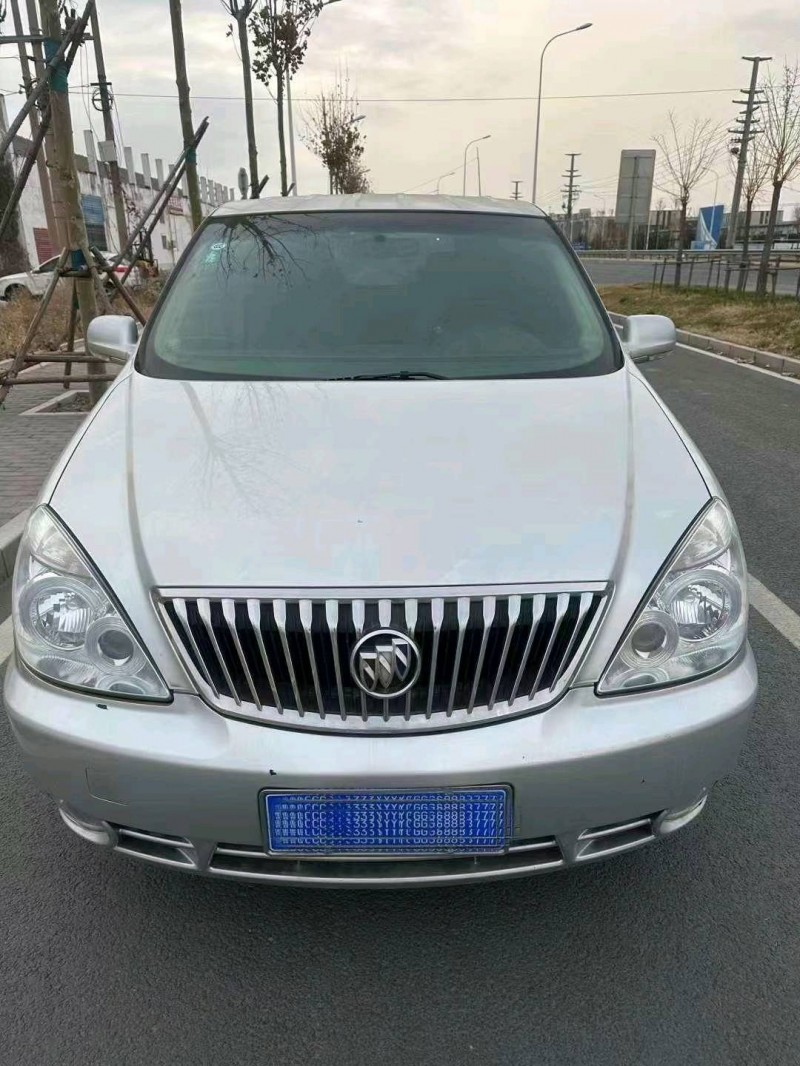 枣庄17年别克GL81