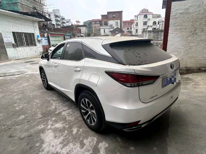 汕头22年雷克萨斯RX6