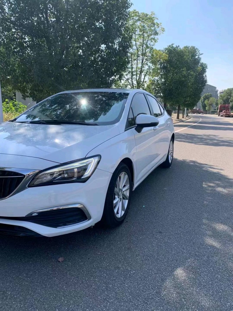 邵阳18年别克威朗2