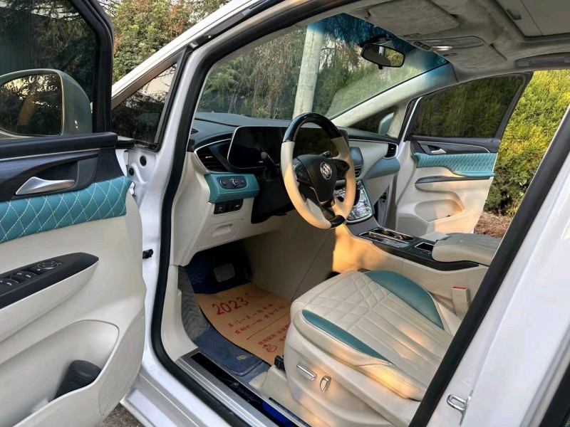 徐州21年别克GL84