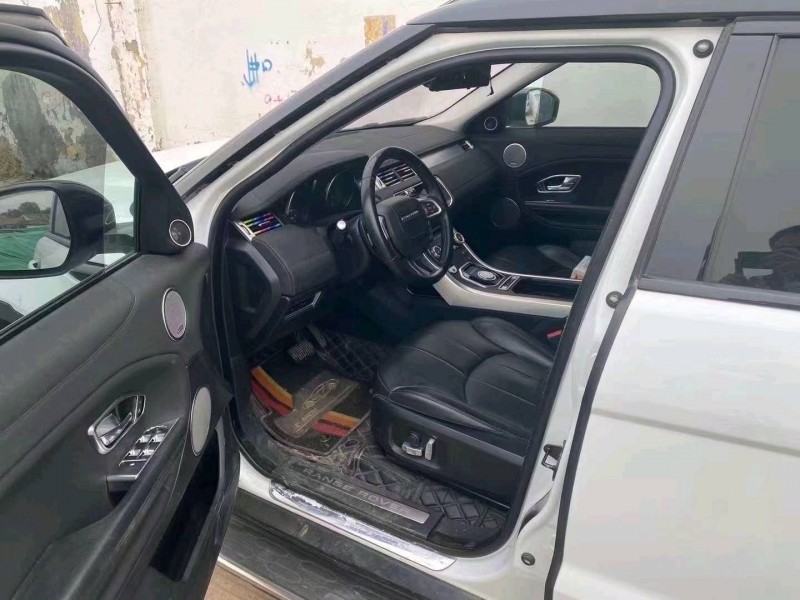 枣庄17年路虎极光7