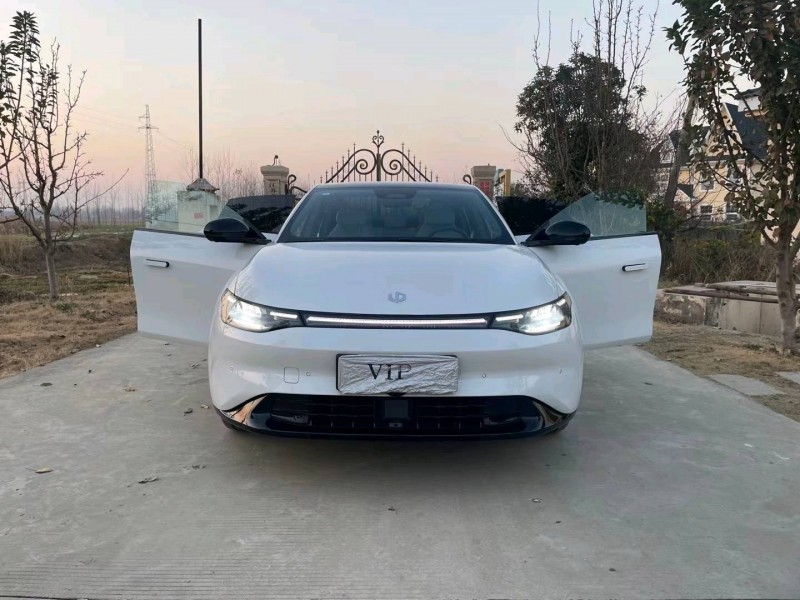 徐州23年零跑汽車C018