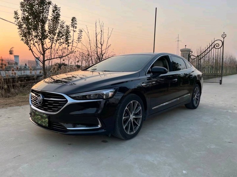 徐州20年别克君越3