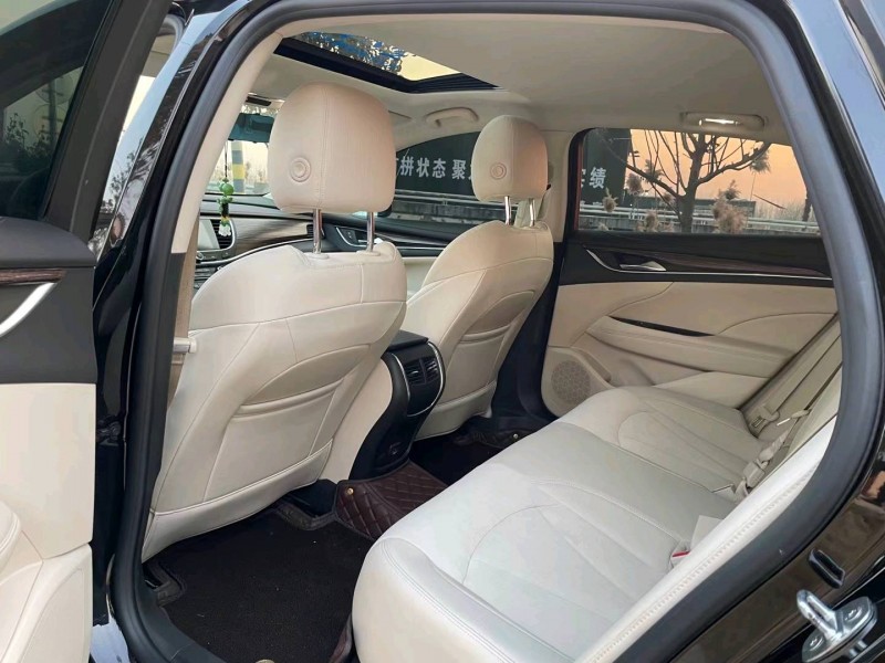 徐州20年别克君越7