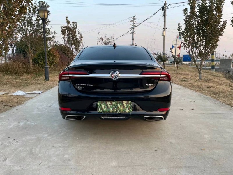 徐州20年别克君越9