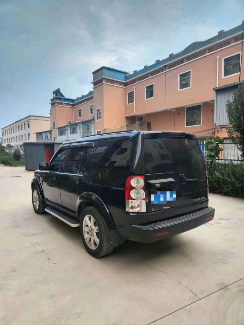 东营13年路虎发现2