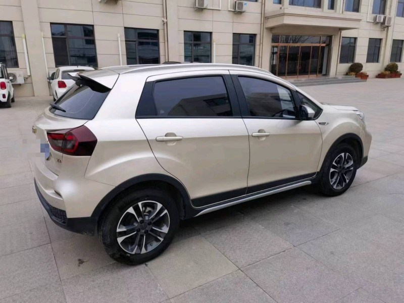 保定19年吉利远景4