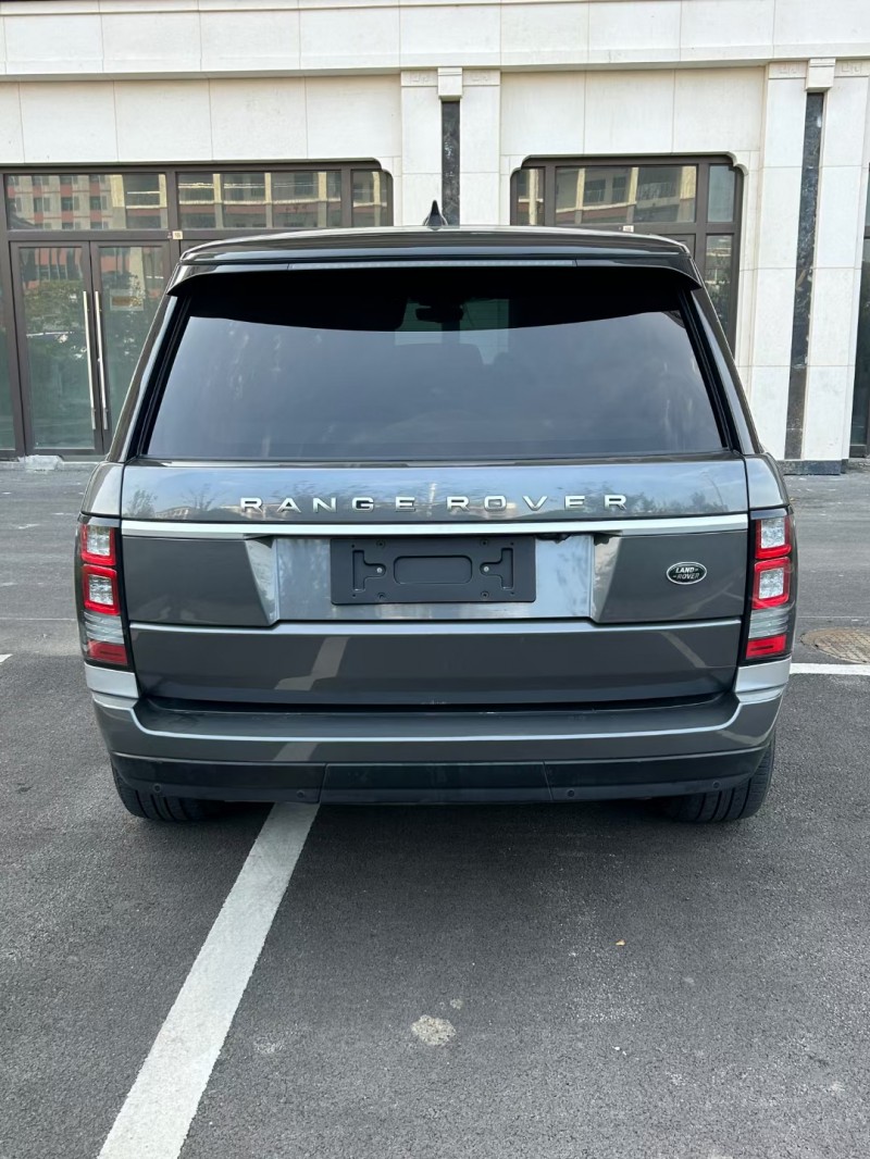 徐州18年路虎揽胜行政9