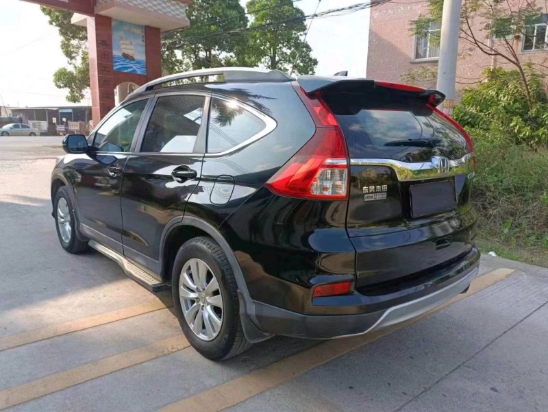 汕头16年本田CRV4