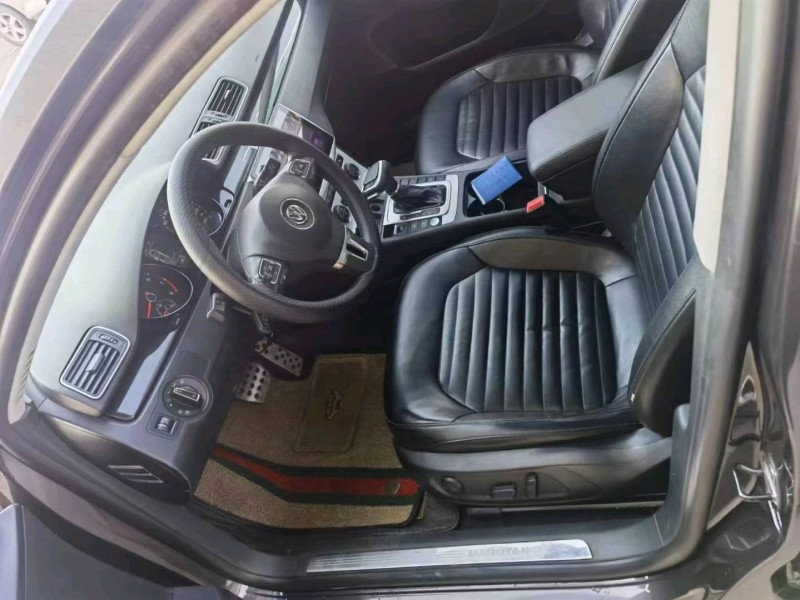 保定14年大众迈腾6