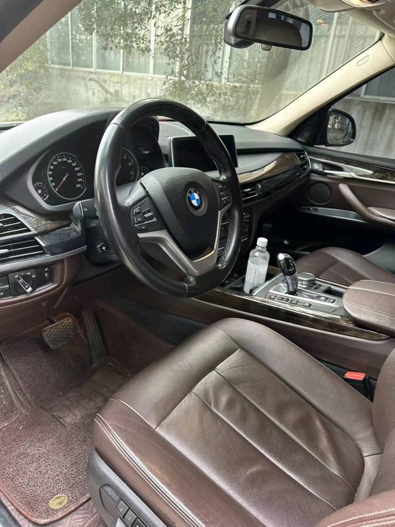武汉18年宝马X56