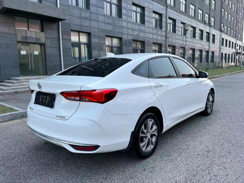 盐城22年别克威朗9