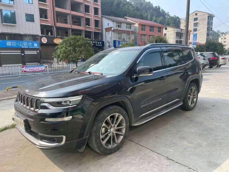邵阳18年Jeep指挥官2