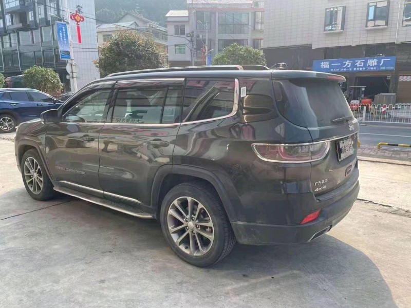 邵阳18年Jeep指挥官5