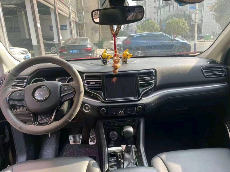 邵阳18年Jeep指挥官9