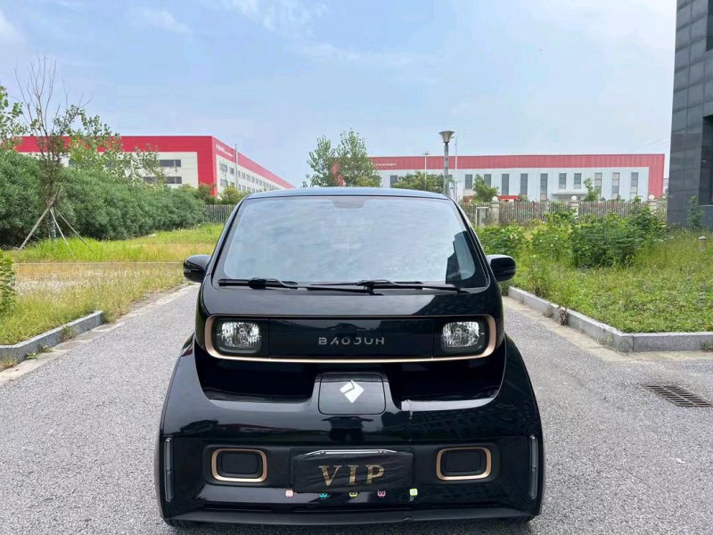 鹽城22年寶駿KIWI1