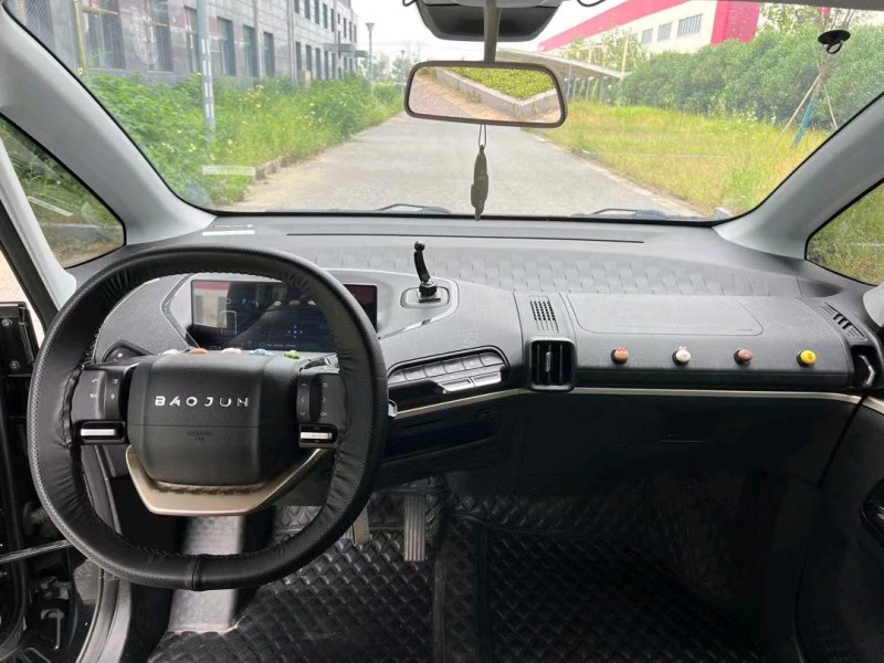 鹽城22年寶駿KIWI6