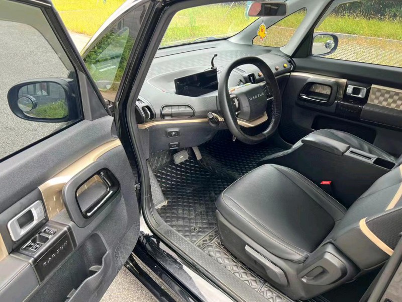 鹽城22年寶駿KIWI7