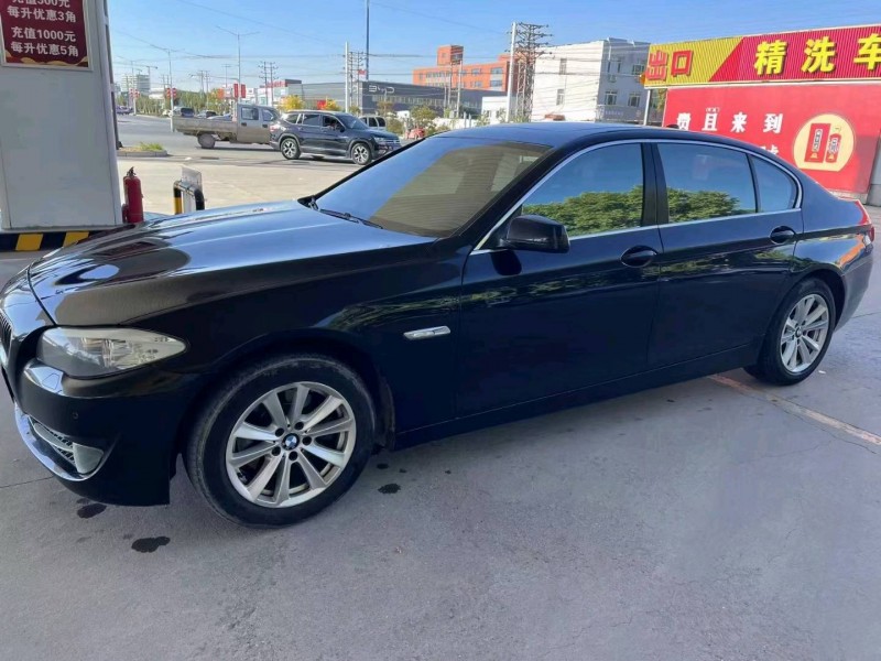 保定12年宝马5系3