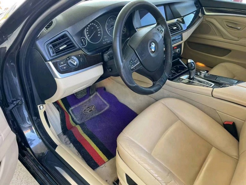 保定12年宝马5系6