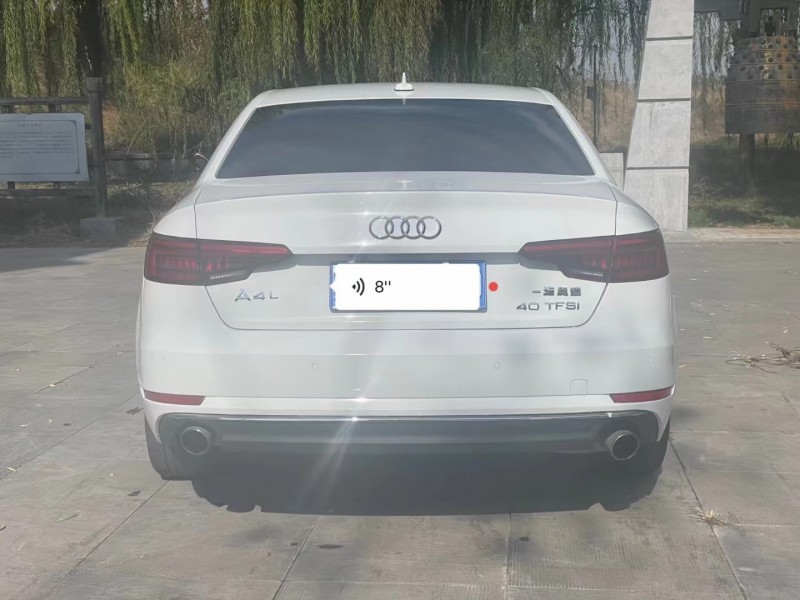 济宁17年奥迪A4L9