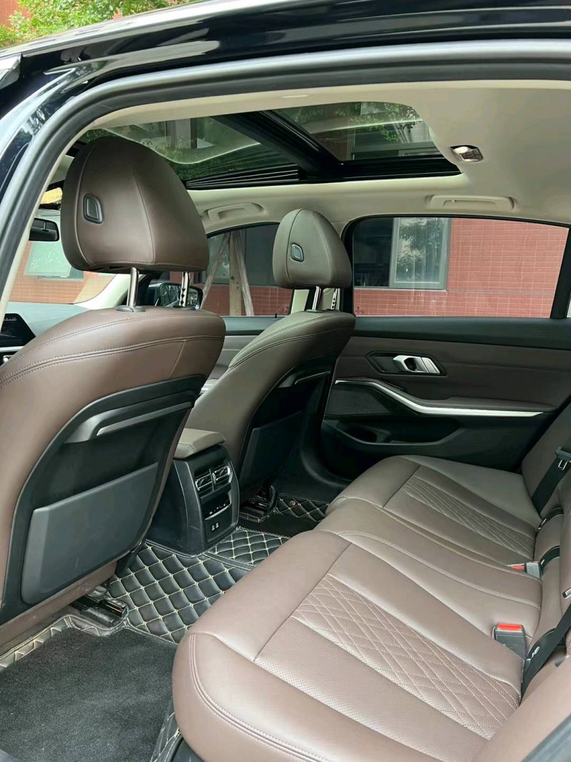 佛山21年宝马3系4