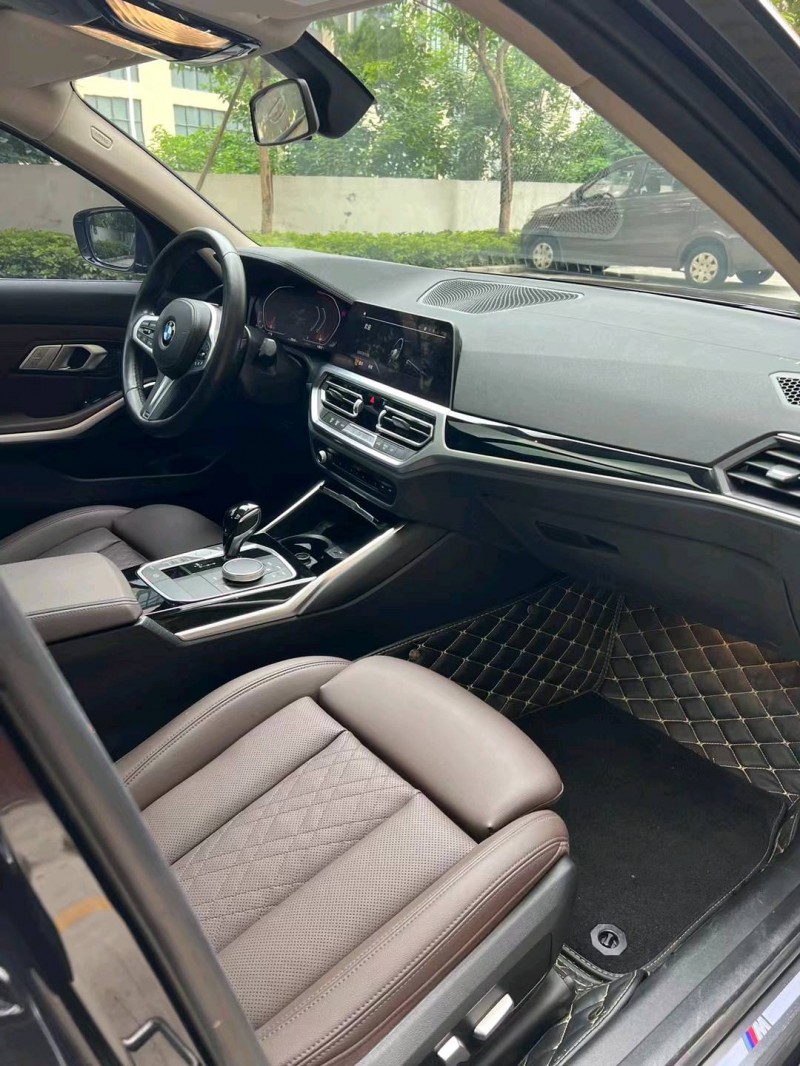 佛山21年宝马3系6