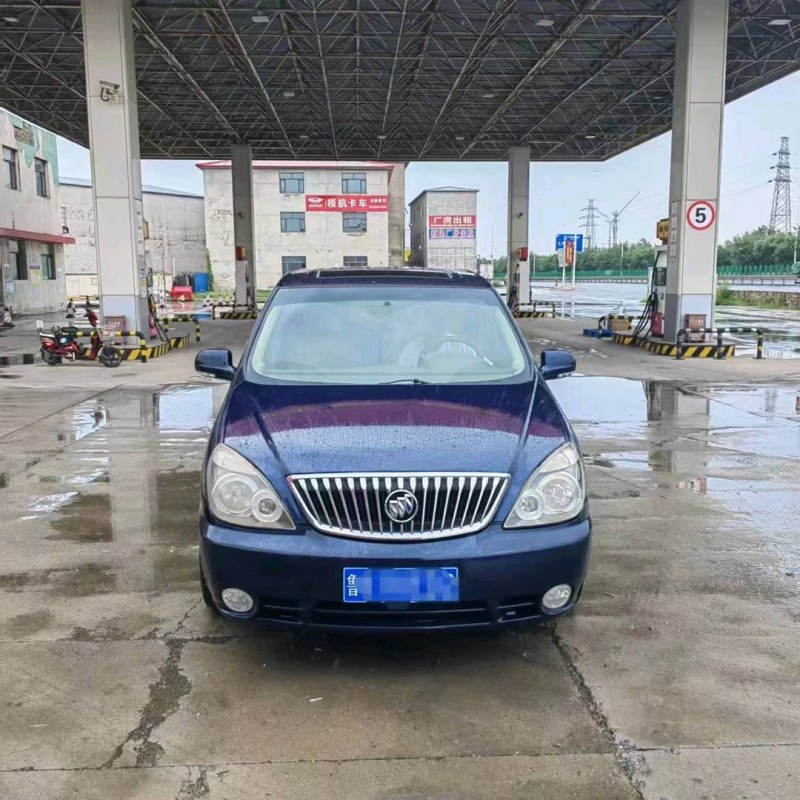 天津10年别克GL81