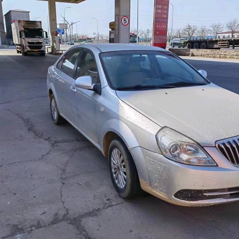 天津16年别克凯越5