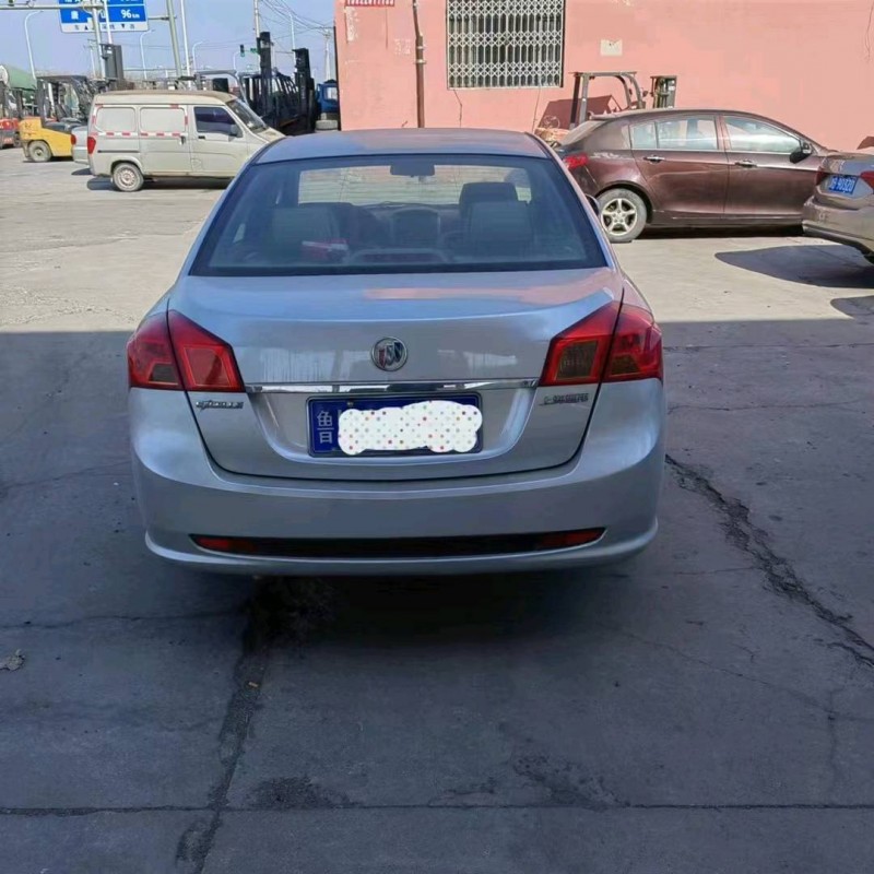 天津16年别克凯越8