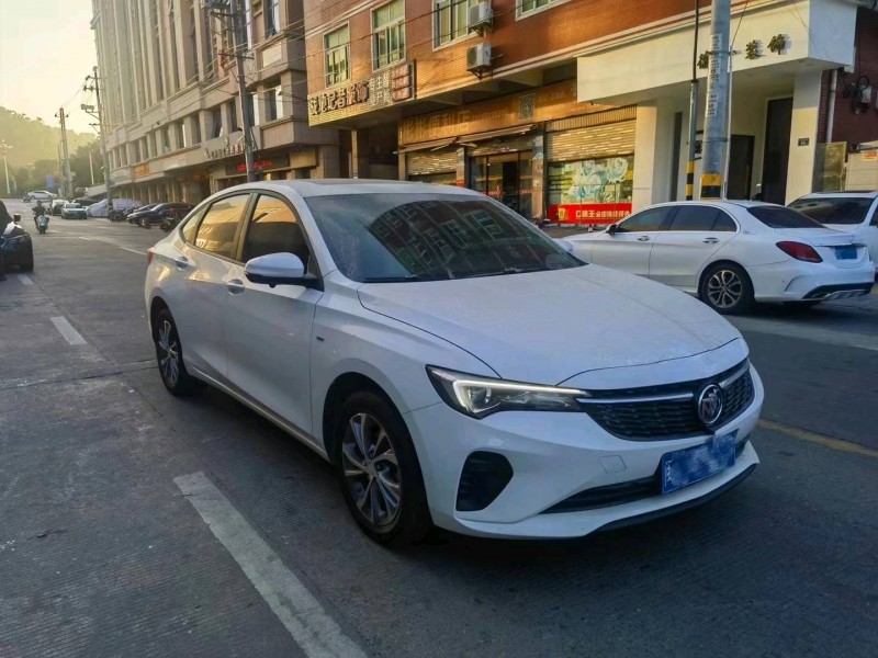 珠海23年别克威朗4