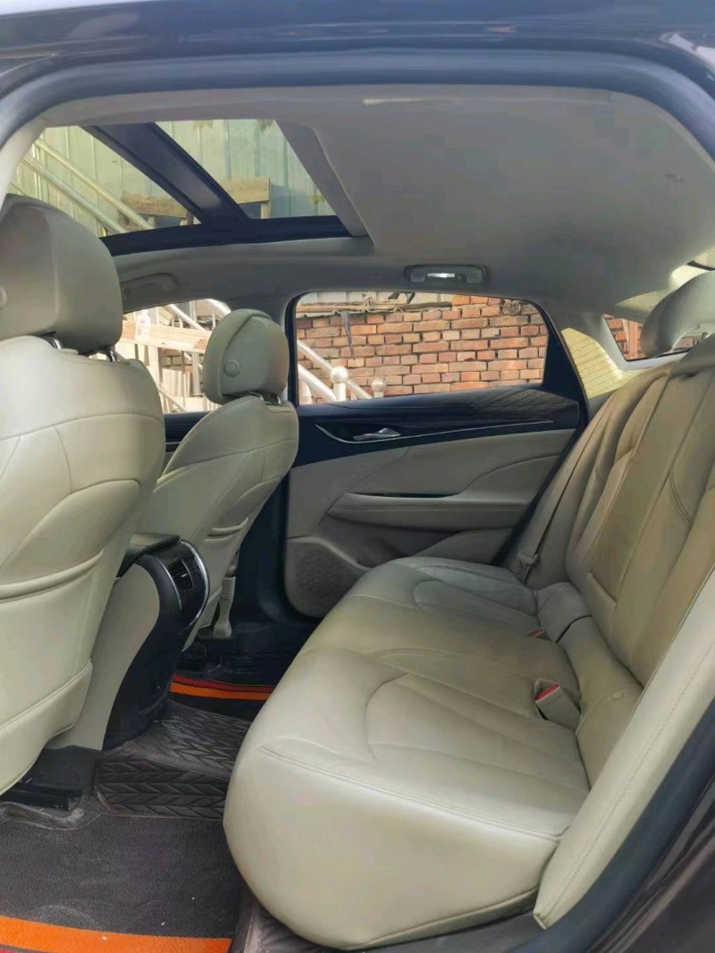 佛山17年别克君越4