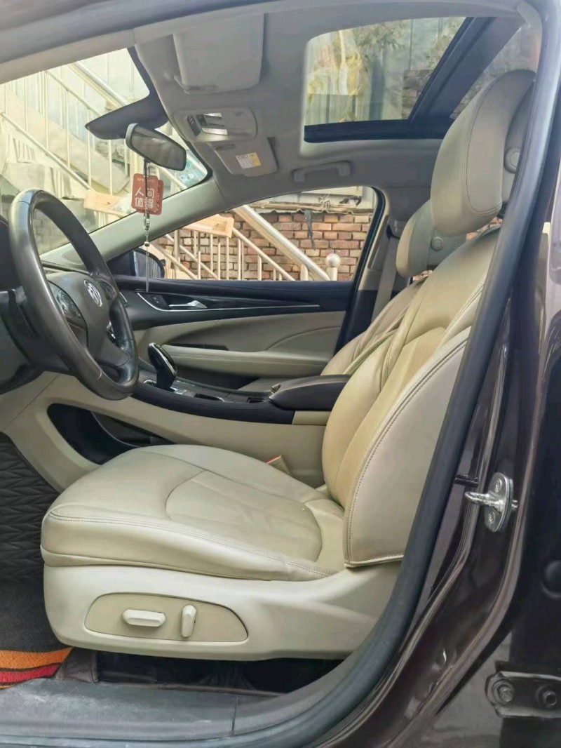 佛山17年别克君越5