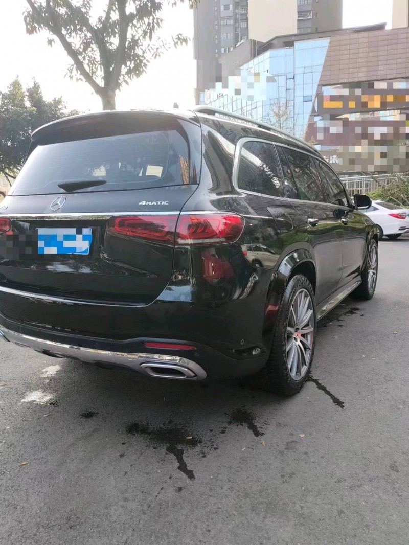 成都22年奔驰GLS8