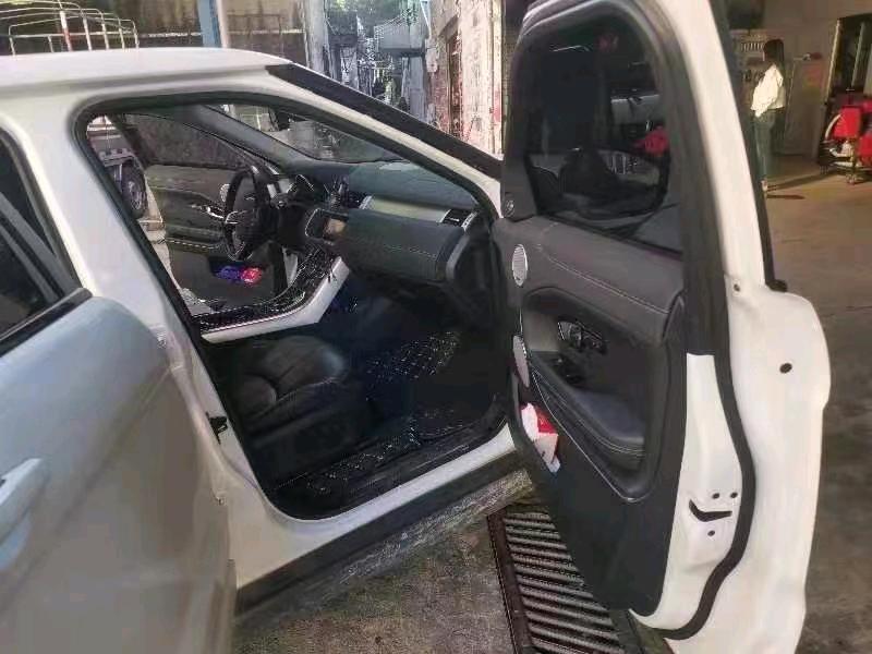 广州19年路虎极光3