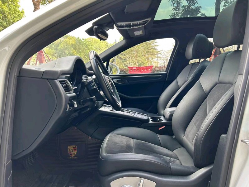 广州19年保时捷Macan6
