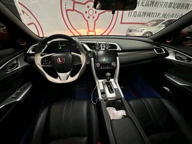 济南21年本田思域8