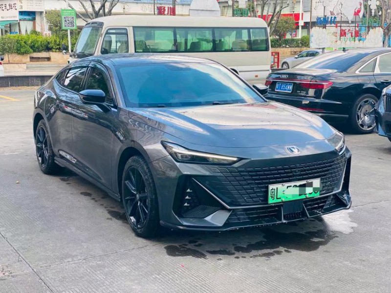 东莞23年长安汽车UNI-V2