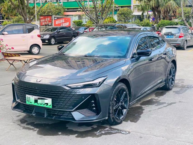 东莞23年长安汽车UNI-V3