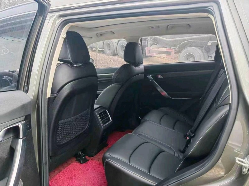 马鞍山20年吉利博越4