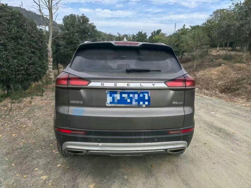 马鞍山20年吉利博越9