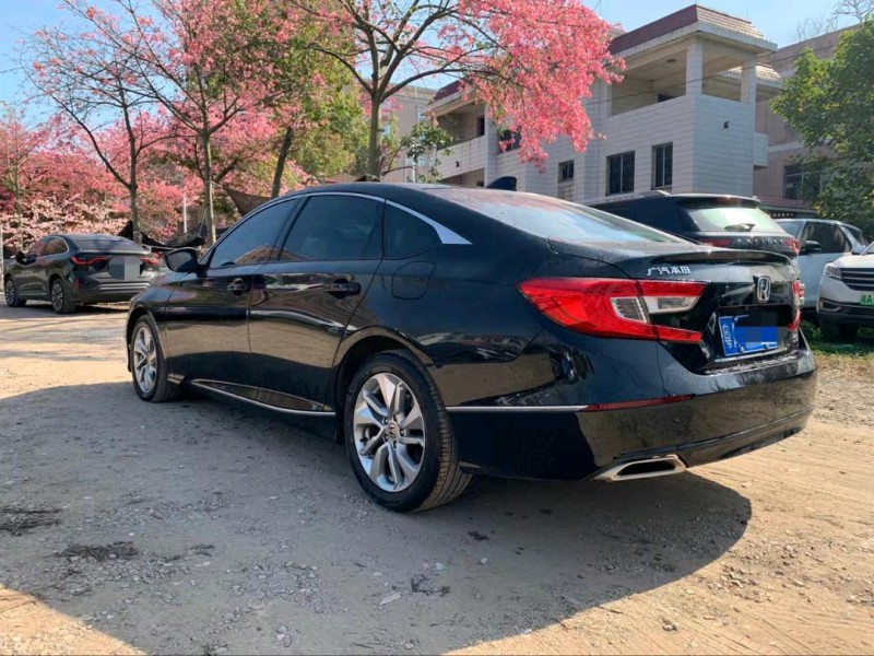 广州20年本田雅阁8