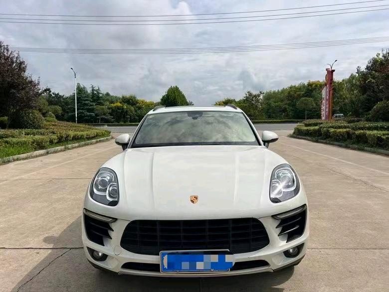盐城17年保时捷Macan1