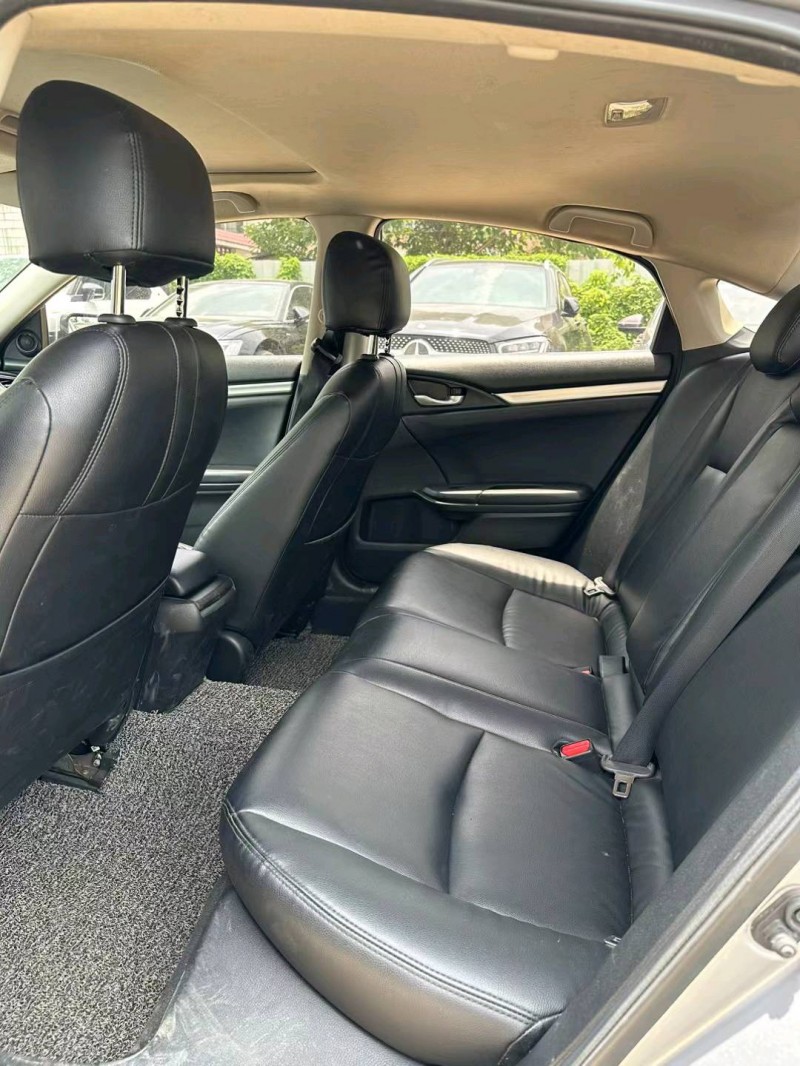 广州18年本田思域6