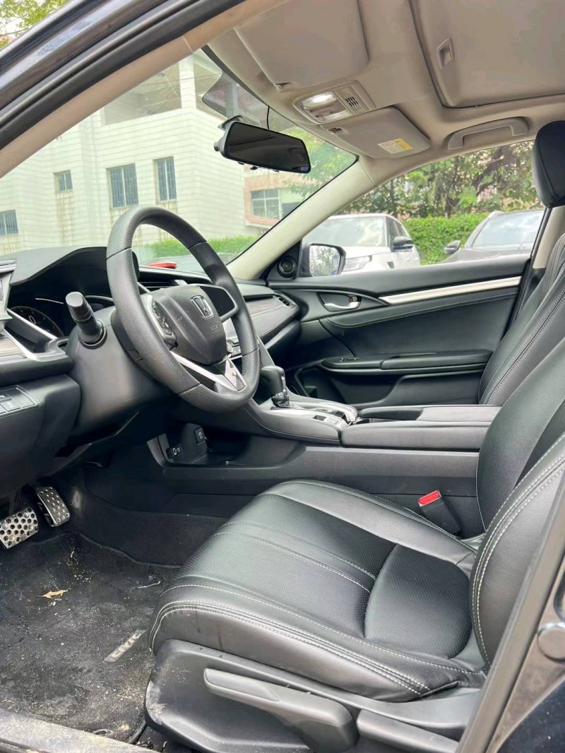 广州19年本田思域6